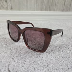 Diff Womens Sunglasses DE01-0180-EAWGP 54 19-145 PRC Red/purple Color mob wife